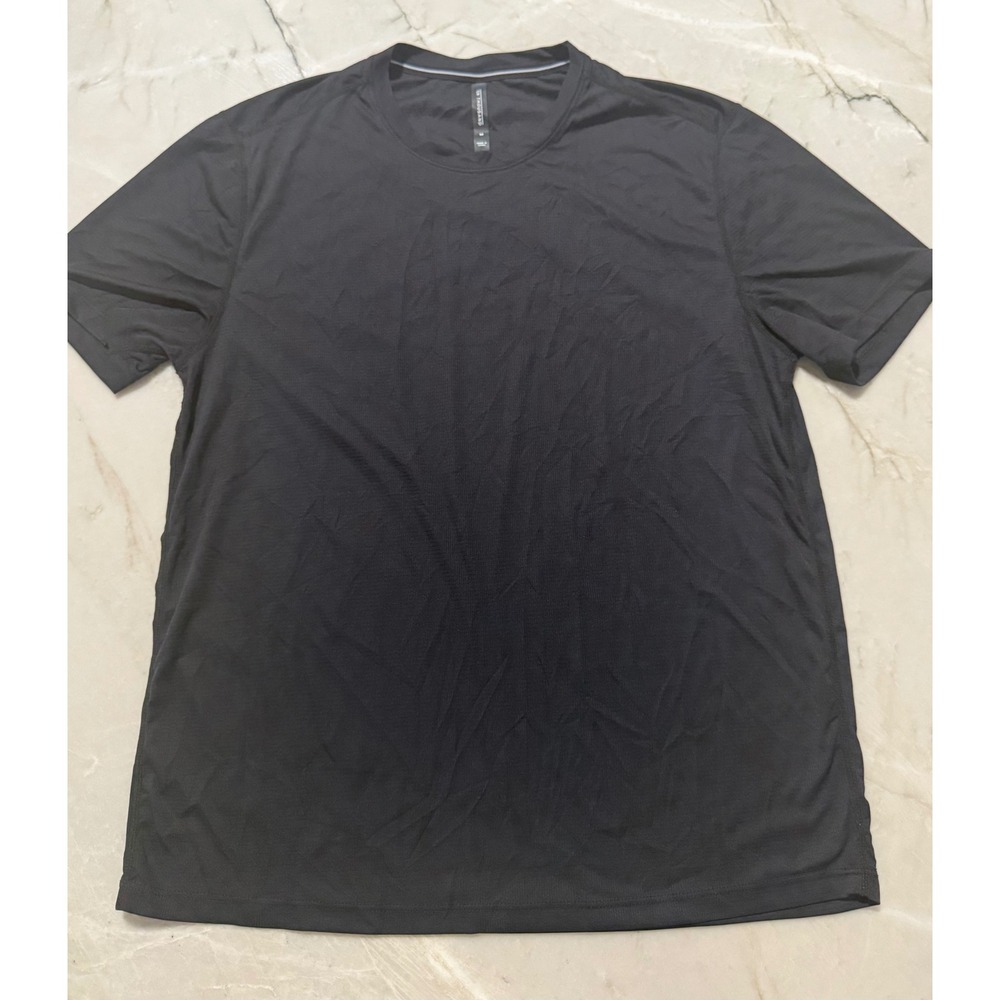 Ten Thousand Lightweight Tech Shirt Size Medium M Black Short Sleeve Performance